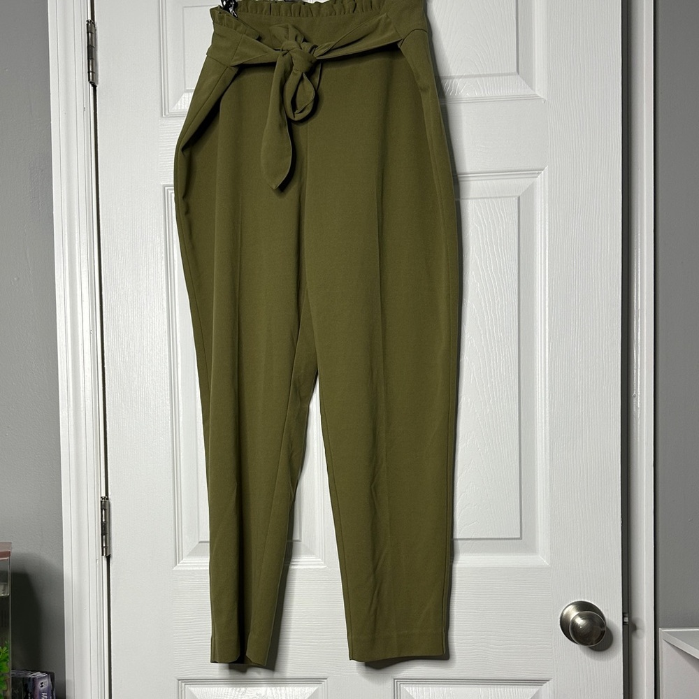 Source Unknown Olive Tie-Waist Cropped Pants
